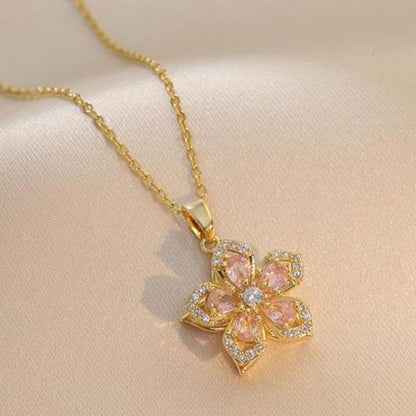 Rhinestone Flower Pendant Necklace